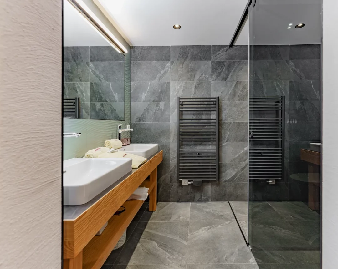 Natur-Juniorsuite im Naturhotel Lärchenhof in Ramsau am Dachstein