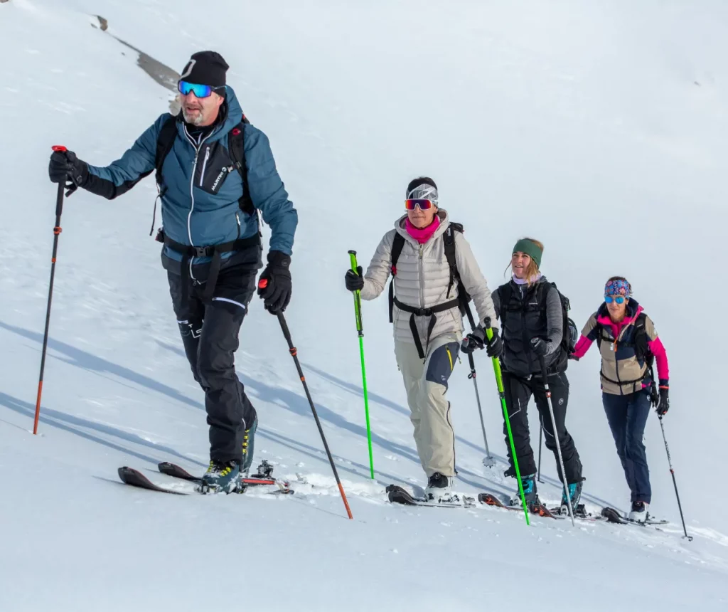 Skifahrer beim Langlauf in Ramsau