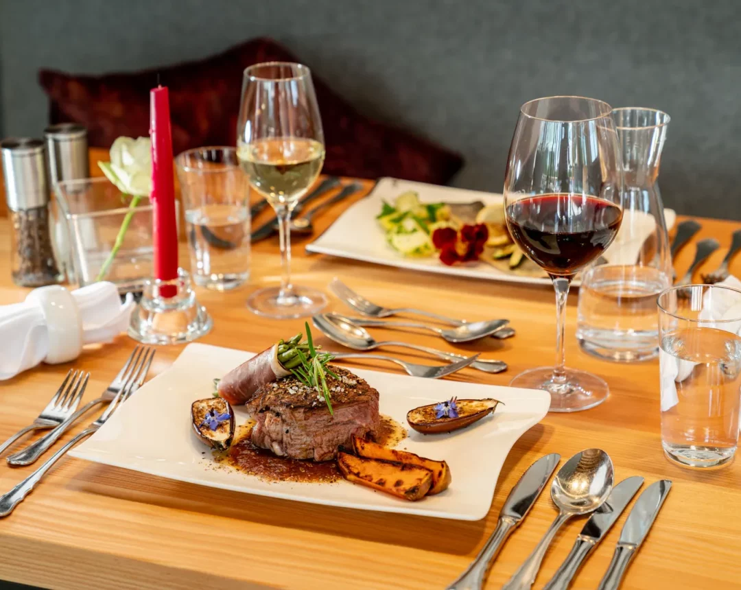 Essen im Restaurants im Naturhotel Lärchenhof