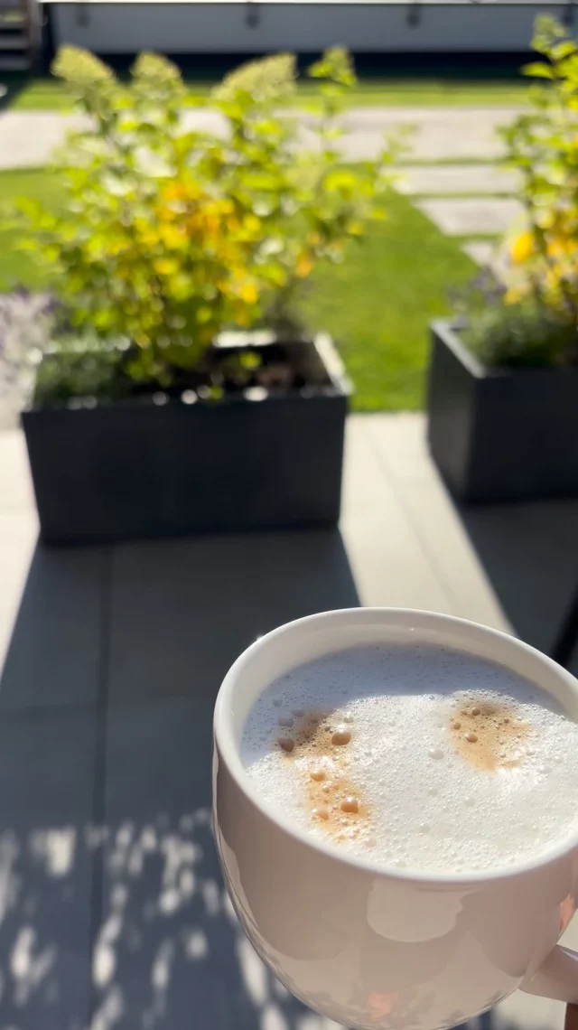Dem Alltag entfliehen und der Natur begegnen!

Auf der Terrasse des Naturhotel Lärchenhof wird jeder ✨ Moment zur kleinen Auszeit.
Ein Platz zum Durchatmen, Ankommen 🤗 und einfach nichts müssen.

Die warme Herbstsonne ☀️ auf der Haut, ein frischer Kaffee ☕️ in der Hand und das Panorama der Berge 🏔️ direkt vor dir – so fühlt sich echte Erholung an.

Gönn dir deine Auszeit vom Alltag – mitten in der Natur 💚, mitten im Moment.

Jetzt entspannte Tage im Naturhotel Lärchenhof sichern! 👉  www.hotel-laerchenhof.at

#hotellärchenhof #lärchenhof #hotel #deineauszeit #momentefürdich #herbstzeit #auszeitimherbst #naturhotel #herbstsonne #auszeitindenbergen #wandern #herbstferien #ferien #bergliebe #bergwelten #mountains #feelaustria #urlaubinösterreich #schladmingdachstein